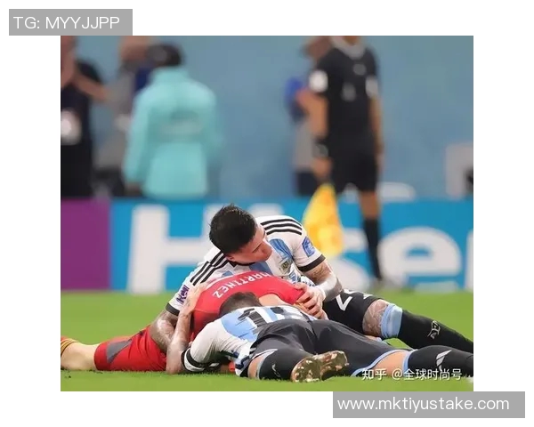 纳因戈兰直言不讳批评马丁内斯称其对足球一无所知表现糟糕