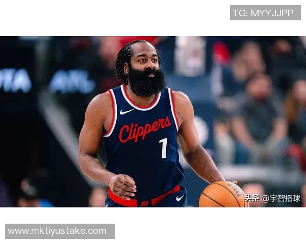 哈登谈球队表现与战绩差距的原因:稳定性不足是关键因素 哈登谈球队表现与战绩差距的原因:稳定性不足是关键因素