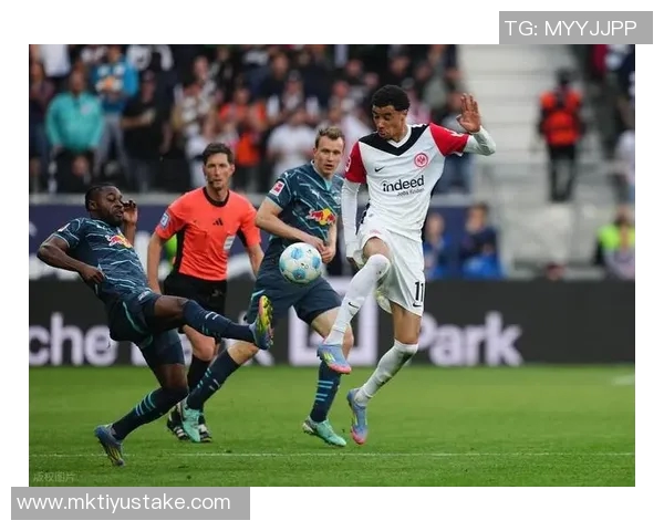 利物浦挑战法兰克福防线脆弱客场争胜机会大